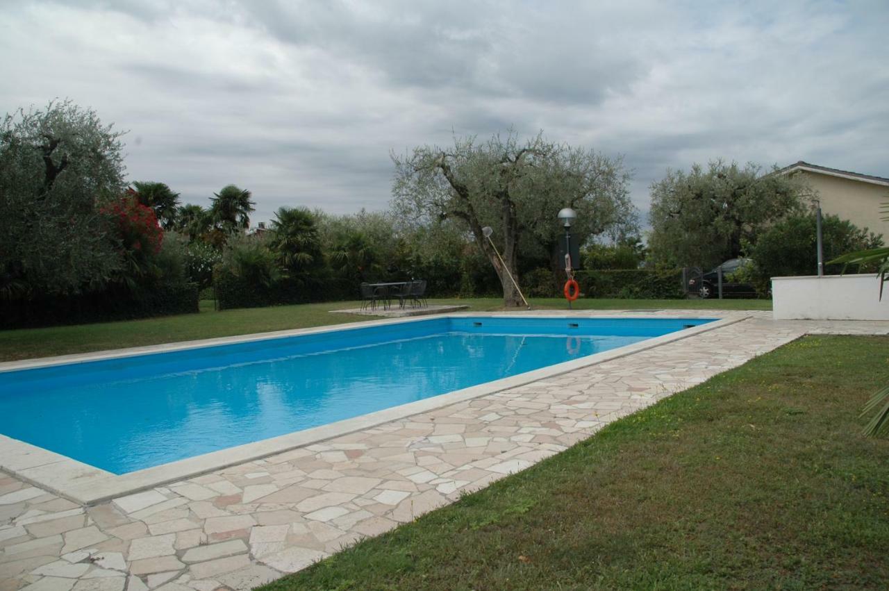 Lovely Villa Elena - Garda Lake Бардоліно Екстер'єр фото